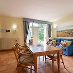 בית נופש Carlotta By Interhome קוסטיליולה ד'אסטי